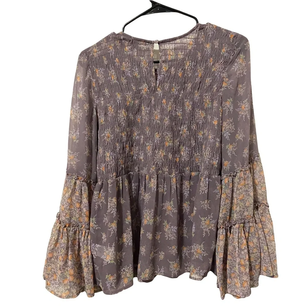American Eagle Sheer Floral Bell Sleeve Blouse Size Small Hippie Summer - Picture 3 of 8